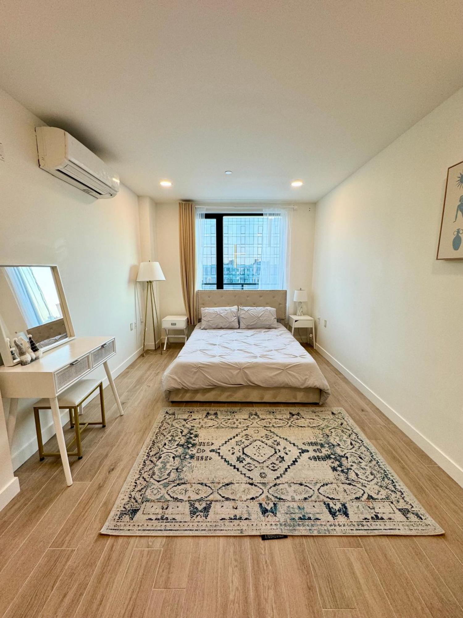 Apartment Near Manhattan Spacious Stunning New Modern Penthouse 3-bedroom