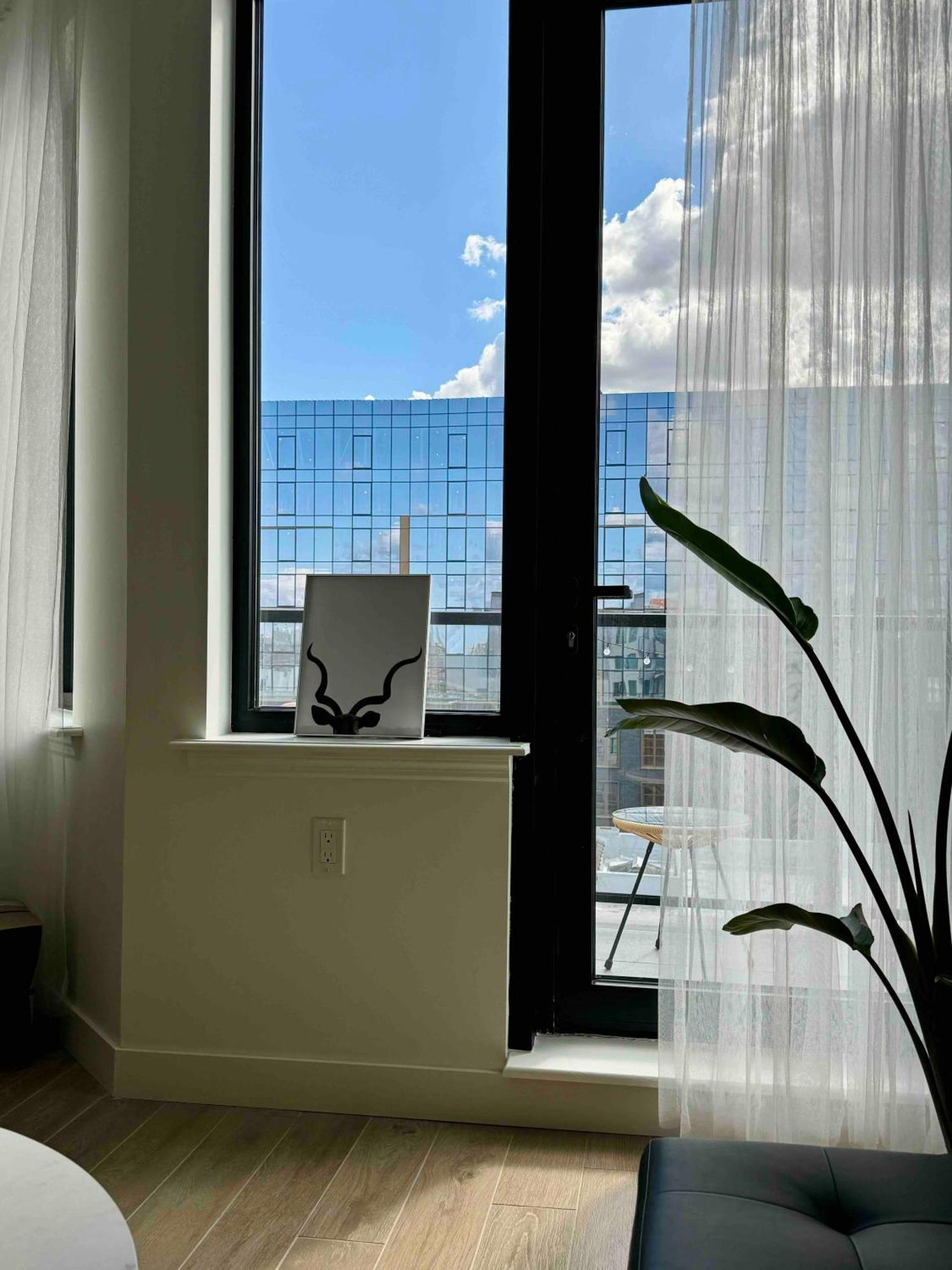 Near Manhattan Spacious Stunning New Modern Penthouse 3-bedroom * New York